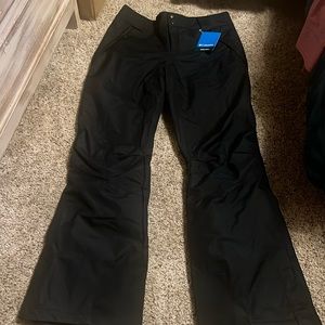 NWT Columbia women’s med attic trip Omni heat pant. Black